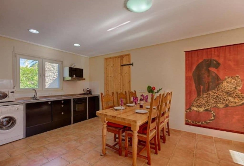 10 bedroom Villa for sale in Calpe / Calp with pool garage - € 960,000 (Ref: 10079828)