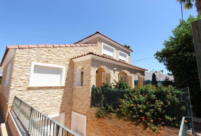 10 quarto Moradia para venda em Cometa - Carrió, Calpe / Calp com piscina garagem - 960 000 € (Ref: 10079828)