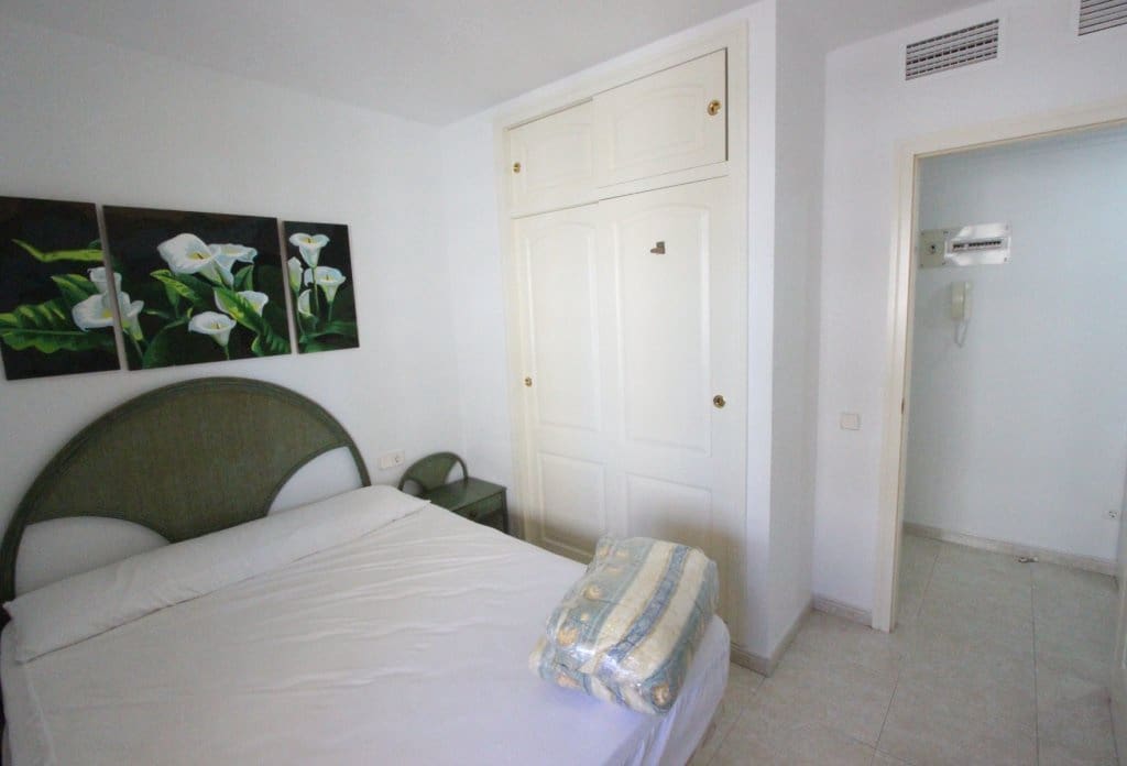 2 bedroom Apartment for rent in Calpe / Calp with pool - € 1,300 (Ref: 10079829)