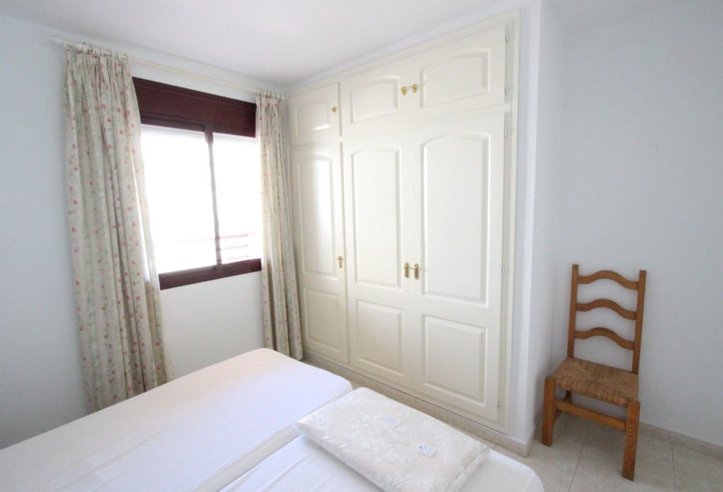 2 bedroom Apartment for rent in Calpe / Calp with pool - € 1,300 (Ref: 10079829)