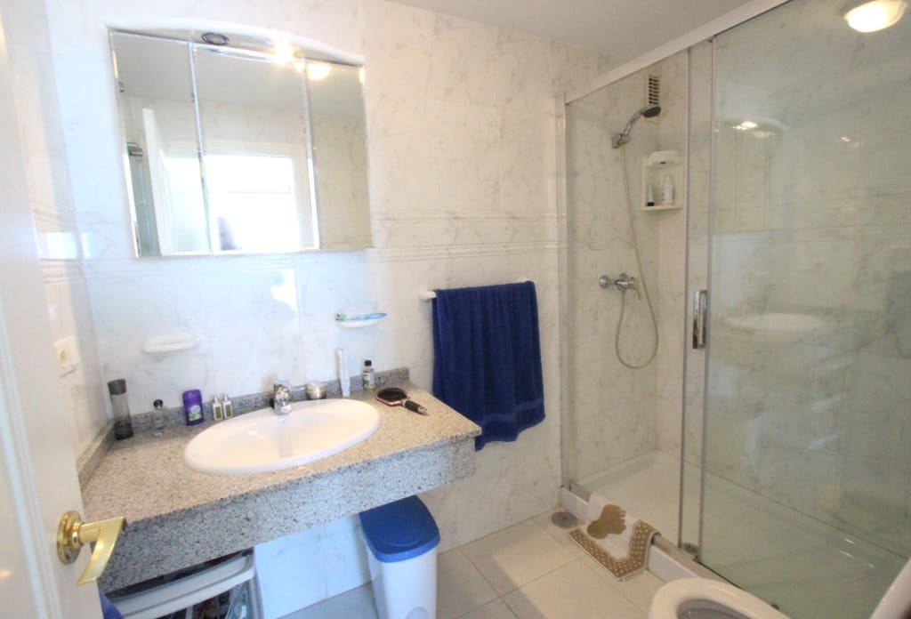 2 soveværelse Lejlighed til leje i Calpe / Calp med swimmingpool - € 1.300 (Ref: 10079829)