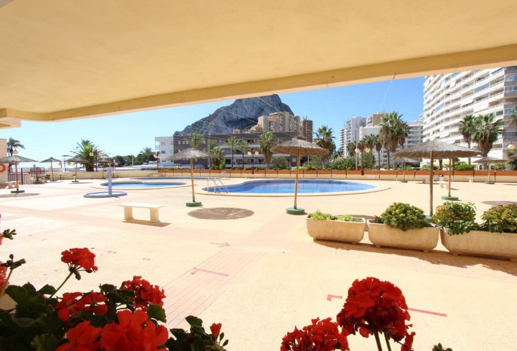 2 soveværelse Lejlighed til leje i Calpe / Calp med swimmingpool - € 1.300 (Ref: 10079829)