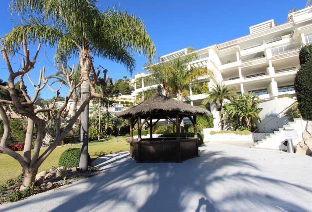 4 bedroom Apartment for sale in Altea with pool garage - € 1,550,000 (Ref: 10079832)