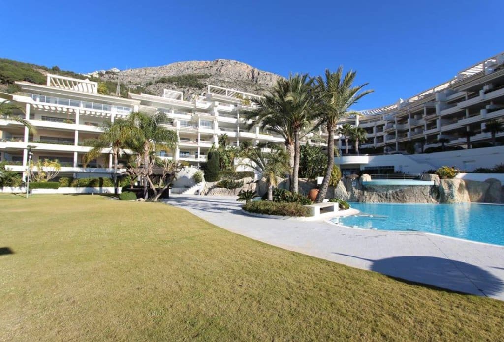 4 bedroom Apartment for sale in Altea with pool garage - € 1,550,000 (Ref: 10079832)