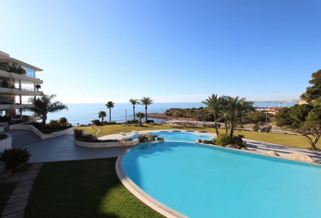 4 bedroom Apartment for sale in Altea with pool garage - € 1,550,000 (Ref: 10079832)