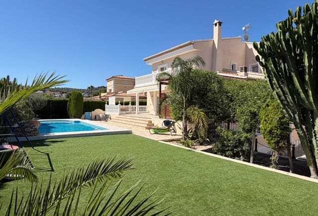 Chalet de 5 habitaciones en Cometa - Carrió, Calpe / Calp en venta con piscina - 1.450.000 € (Ref: 10079833)