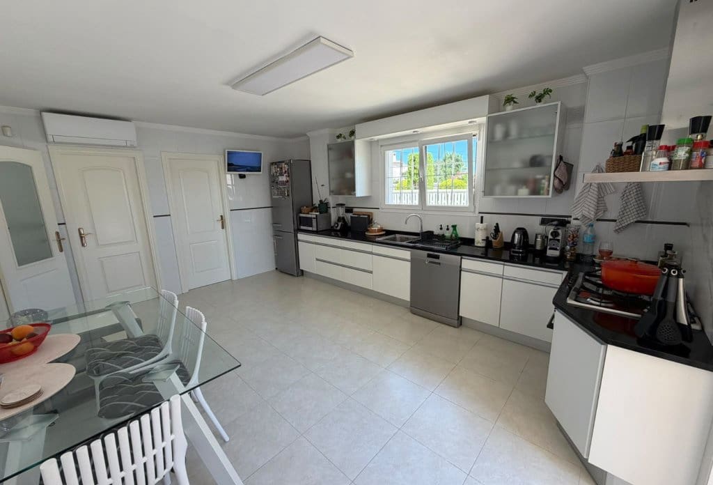 5 soveværelse Villa til salg i Calpe / Calp med swimmingpool - € 1.450.000 (Ref: 10079833)