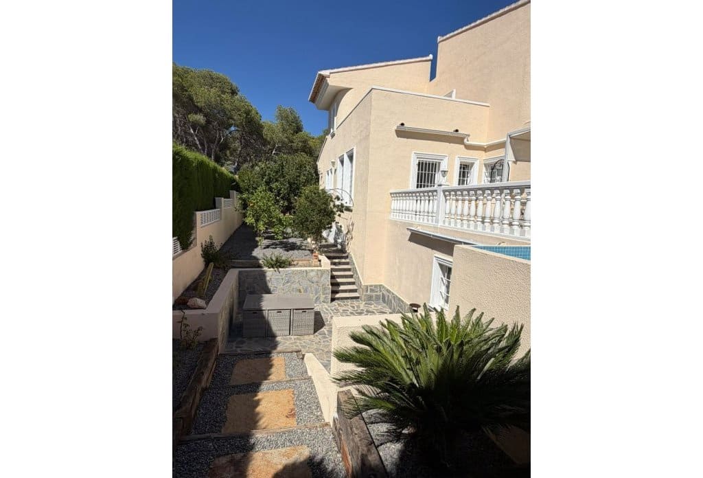 5 soveværelse Villa til salg i Calpe / Calp med swimmingpool - € 1.450.000 (Ref: 10079833)