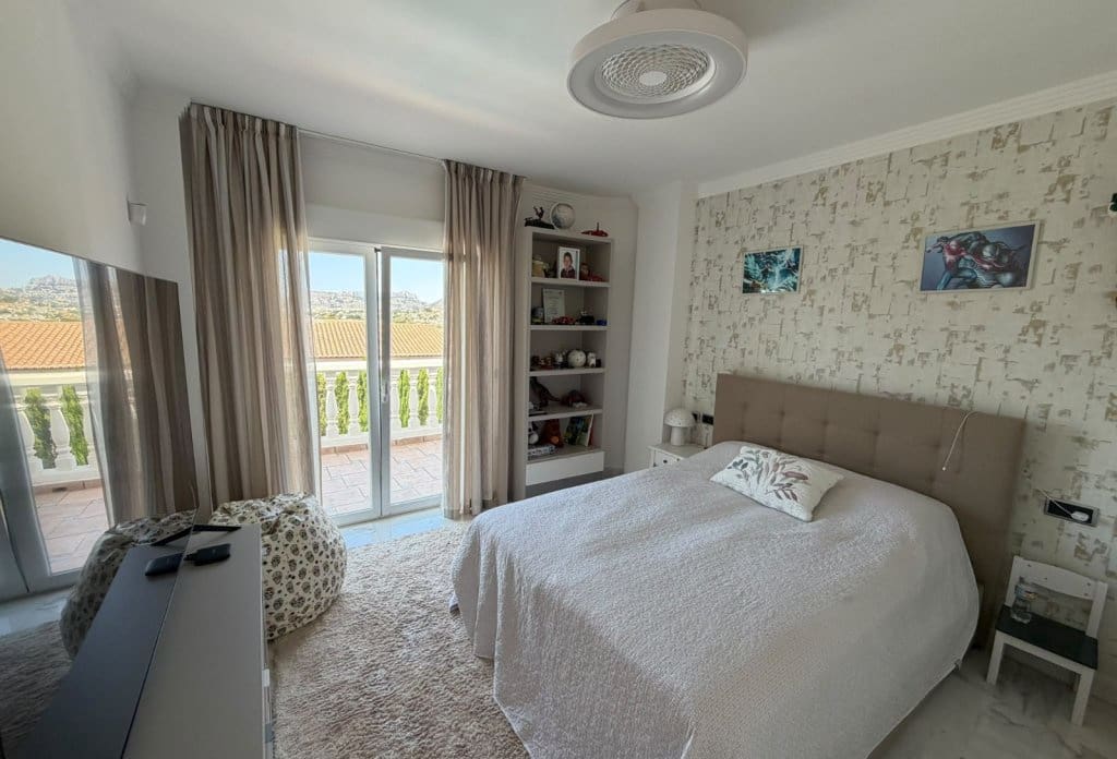 5 makuuhuone Huvila myytävänä paikassa Calpe / Calp mukana uima-altaan - 1 450 000 € (Ref: 10079833)