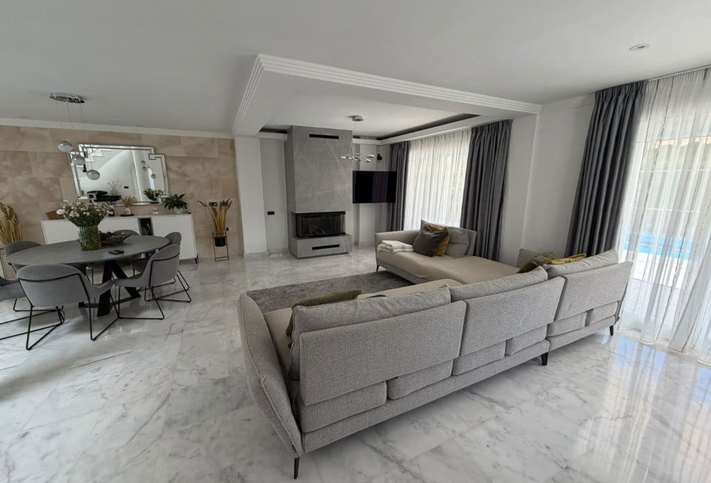 5 makuuhuone Huvila myytävänä paikassa Calpe / Calp mukana uima-altaan - 1 450 000 € (Ref: 10079833)