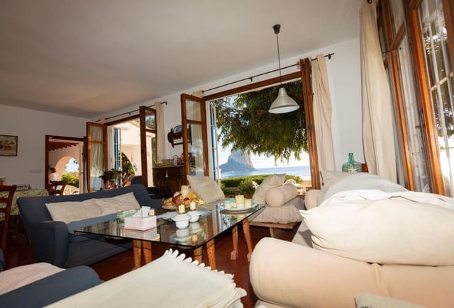 Chalet de 5 habitaciones en Pueblo, Calpe / Calp en venta con piscina - 2.400.000 € (Ref: 10082051)