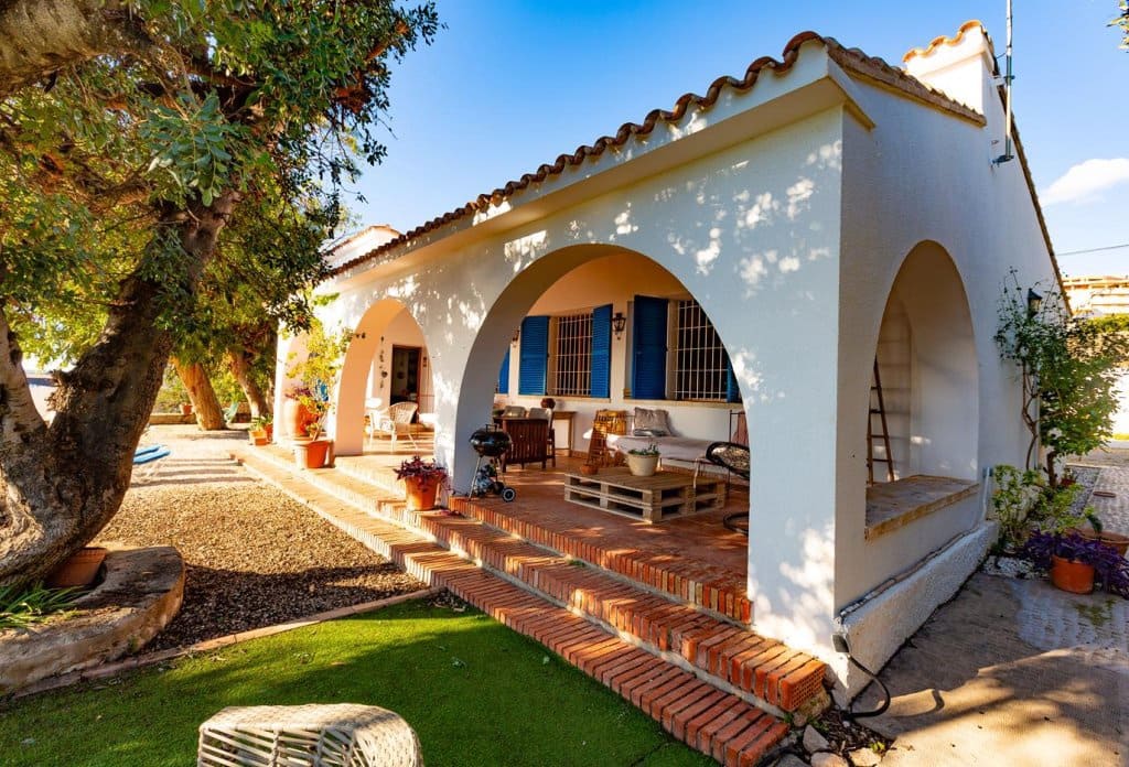 Chalet de 5 habitaciones en Calpe / Calp en venta con piscina - 2.400.000 € (Ref: 10082051)