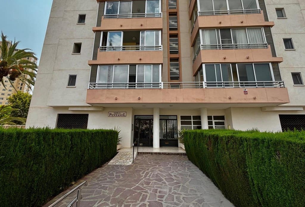2 Zimmer Apartment zu verkaufen in Calpe / Calp mit Pool - 350.000 € (Ref: 10082053)
