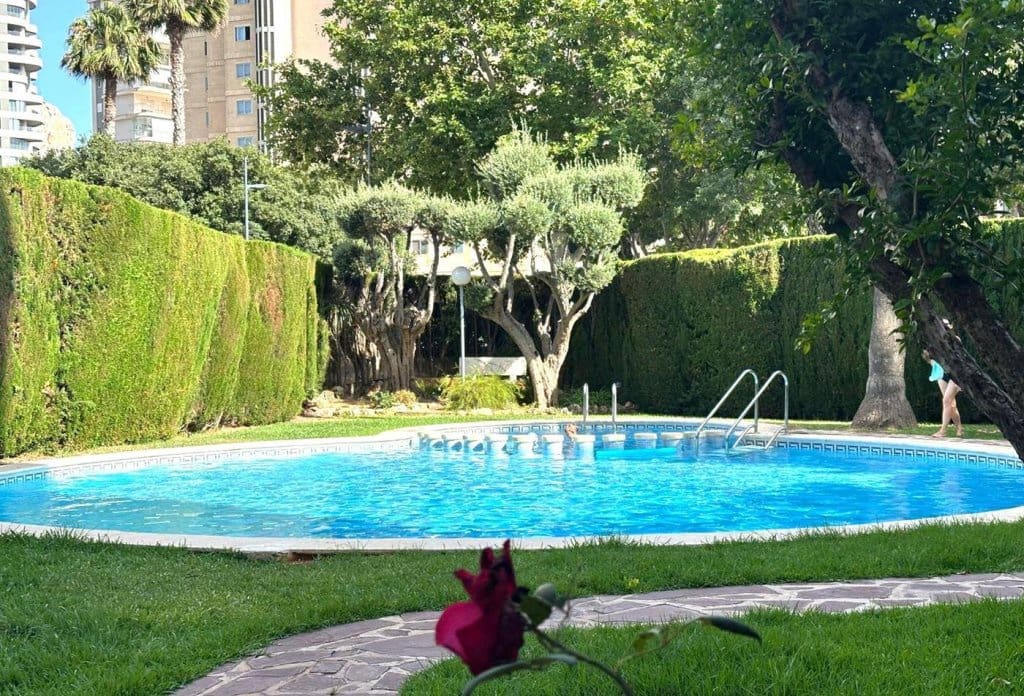2 Zimmer Apartment zu verkaufen in Calpe / Calp mit Pool - 350.000 € (Ref: 10082053)