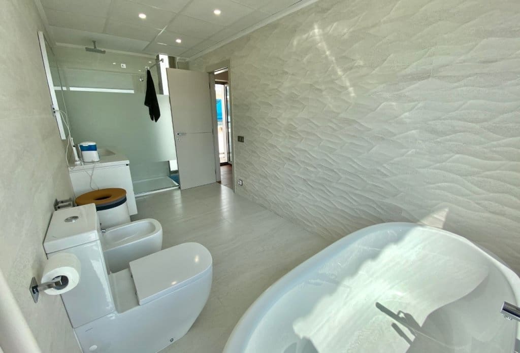 5 soveværelse Villa til salg i Calpe / Calp med swimmingpool - € 1.980.000 (Ref: 10082058)