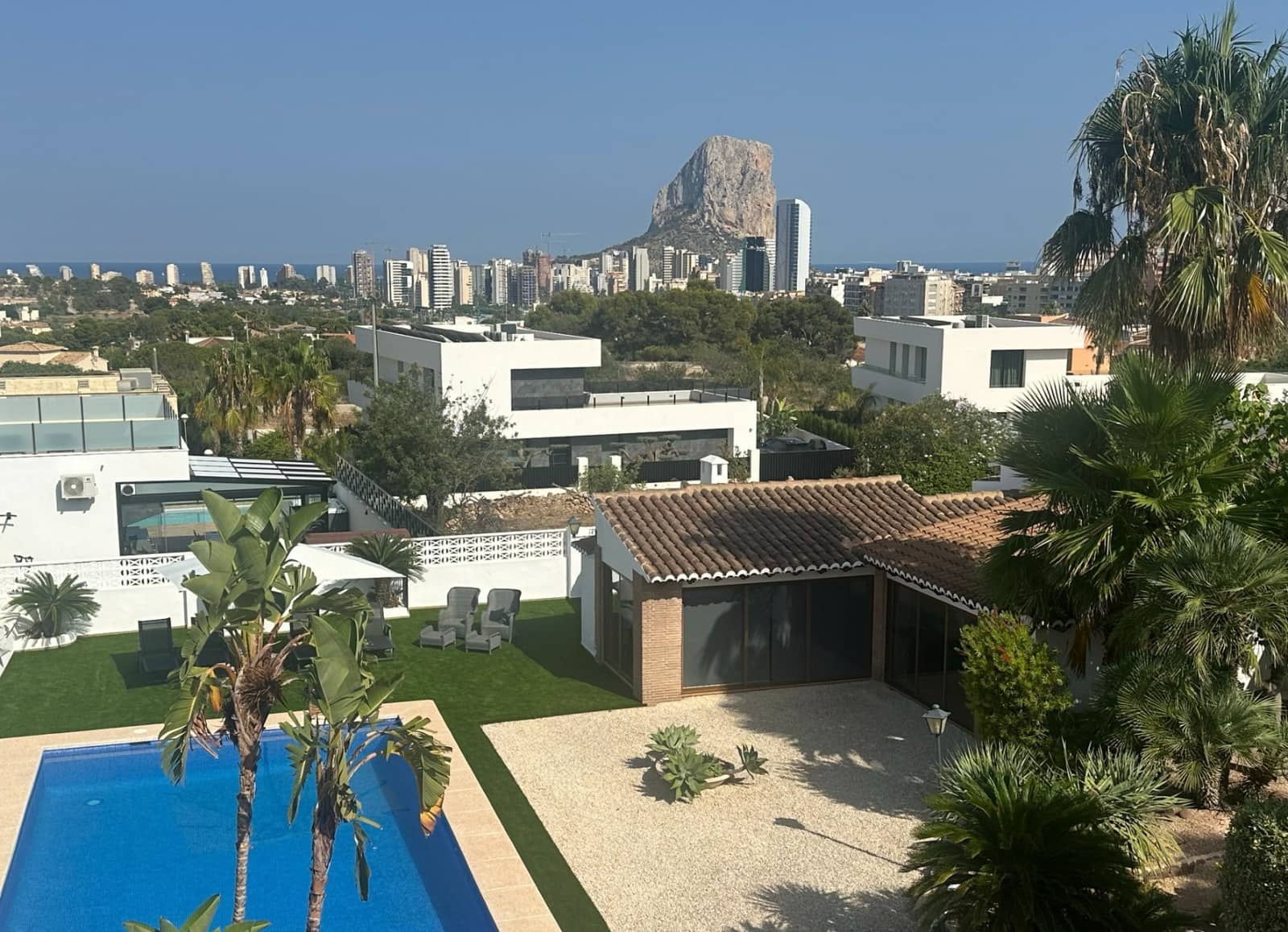 5 bedroom Villa for sale in Calpe / Calp with pool - € 1,650,000 (Ref: 7891689)