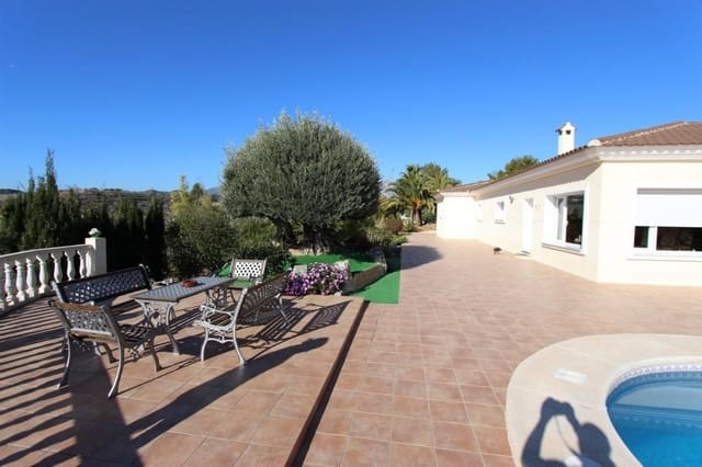 6 bedroom Villa for sale in La Nucia with pool garage - € 1,200,000 (Ref: 7891692)