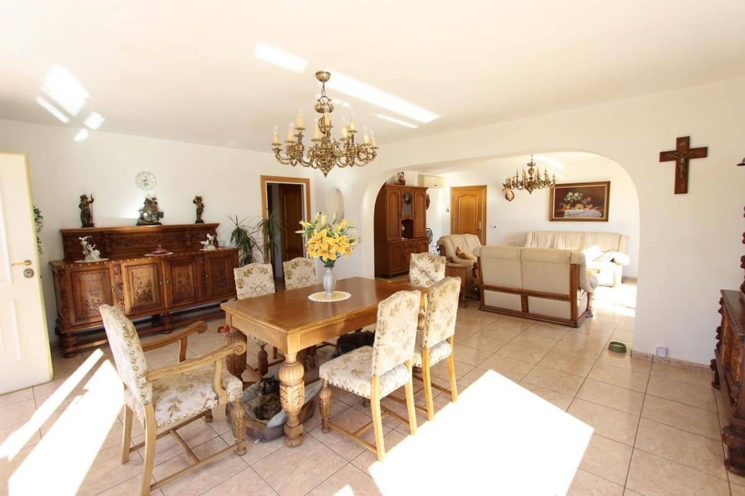 6 bedroom Villa for sale in La Nucia with pool garage - € 1,200,000 (Ref: 7891692)