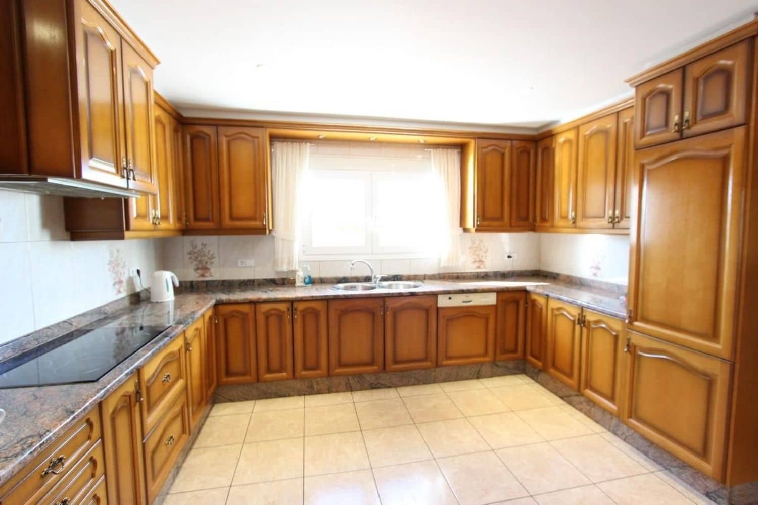 6 bedroom Villa for sale in La Nucia with pool garage - € 1,200,000 (Ref: 7891692)