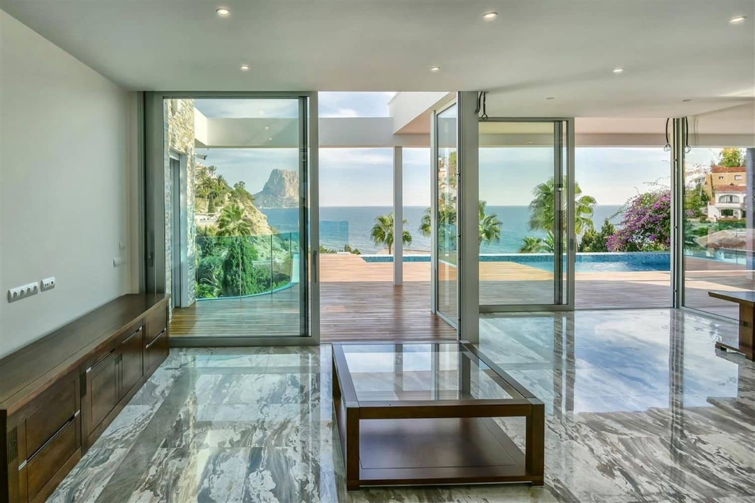 3 chambre Villa/Maison à vendre à Calpe / Calp avec piscine - 2 950 000 € (Ref: 7891696)