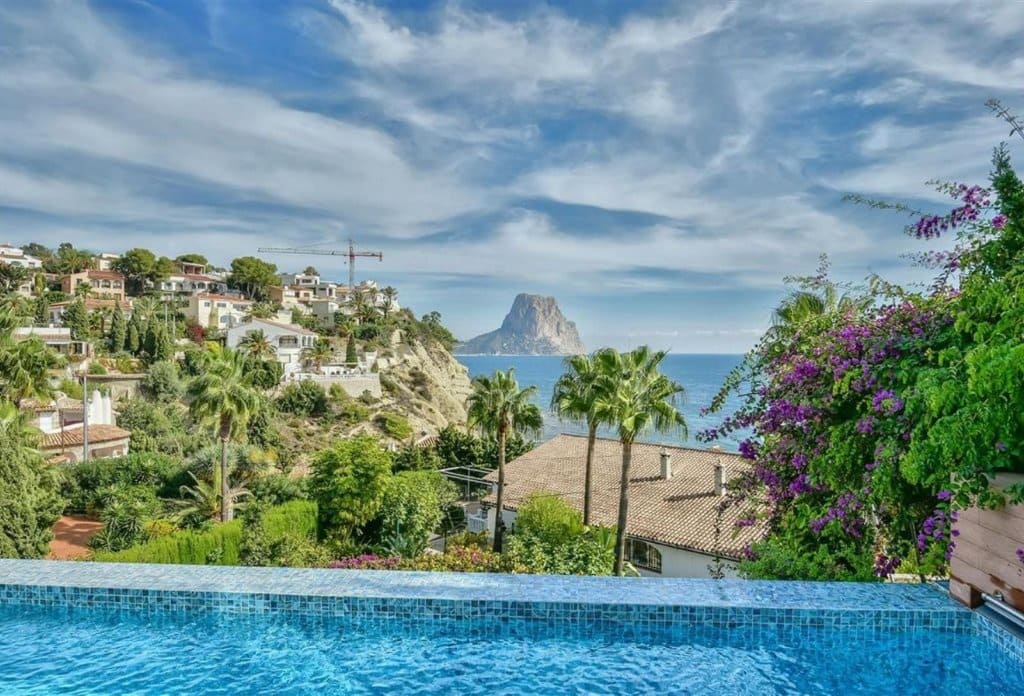3 soveværelse Villa til salg i Calpe / Calp med swimmingpool garage - € 2.950.000 (Ref: 7891696)