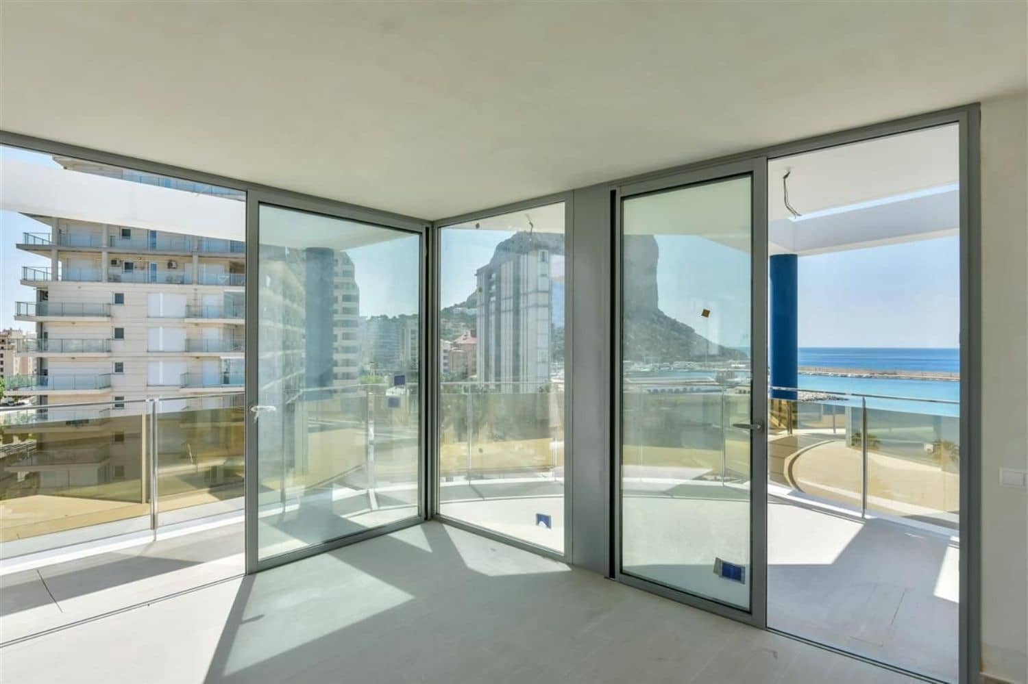 3 slaapkamer Appartement te koop in Calpe / Calp met zwembad - € 882.000 (Ref: 7891697)