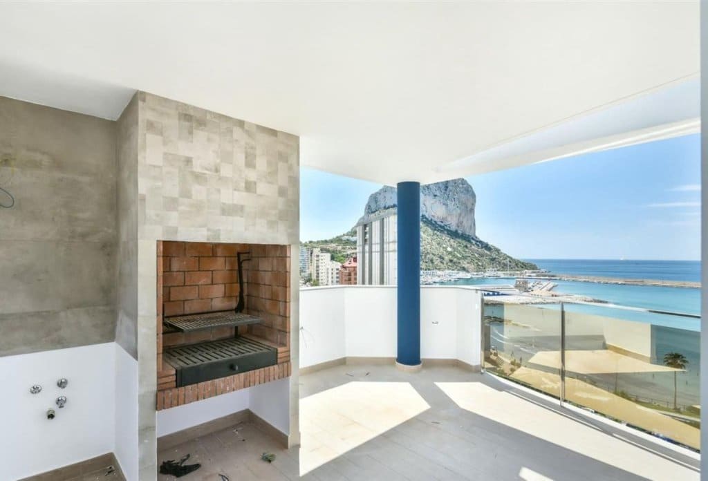 3 sypialnia Apartament na sprzedaż w Calpe / Calp z basenem garażem - 882 000 € (Ref: 7891697)