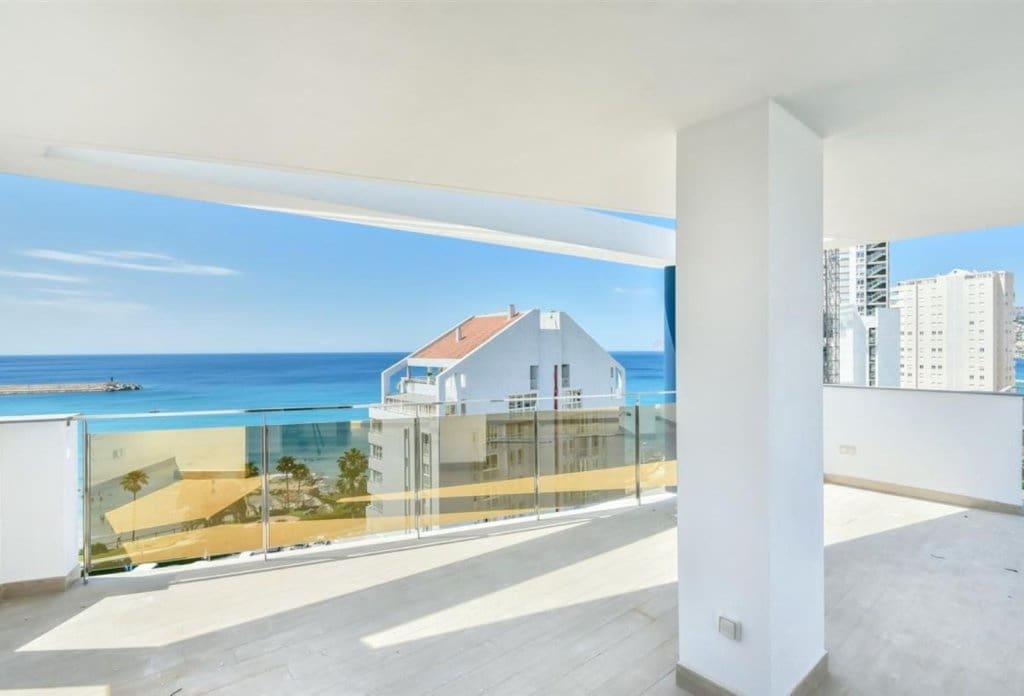 3 sypialnia Apartament na sprzedaż w Calpe / Calp z basenem garażem - 882 000 € (Ref: 7891697)