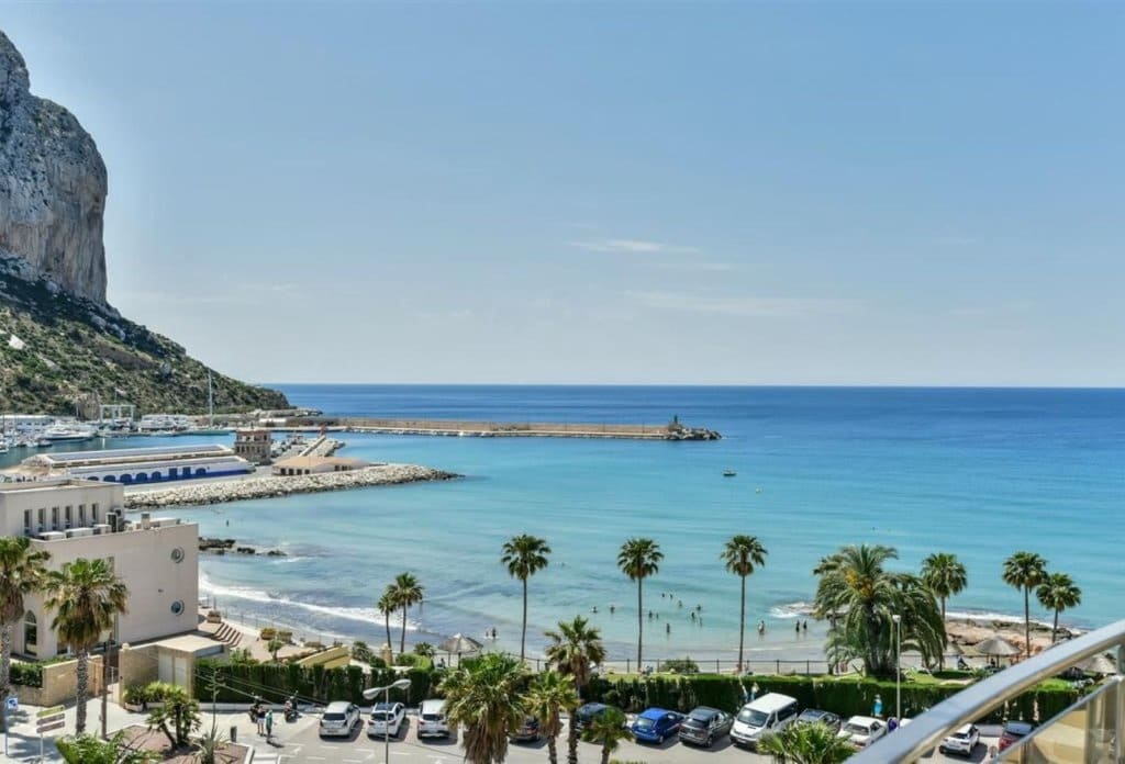 3 sypialnia Apartament na sprzedaż w Calpe / Calp z basenem garażem - 882 000 € (Ref: 7891697)