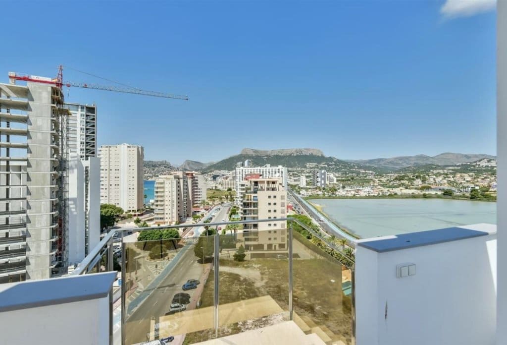 3 sypialnia Apartament na sprzedaż w Calpe / Calp z basenem garażem - 882 000 € (Ref: 7891697)