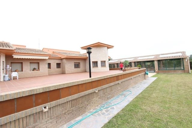 5 slaapkamer Villa te koop in Gargasindi, Calpe / Calp met zwembad - € 2.200.000 (Ref: 7891712)