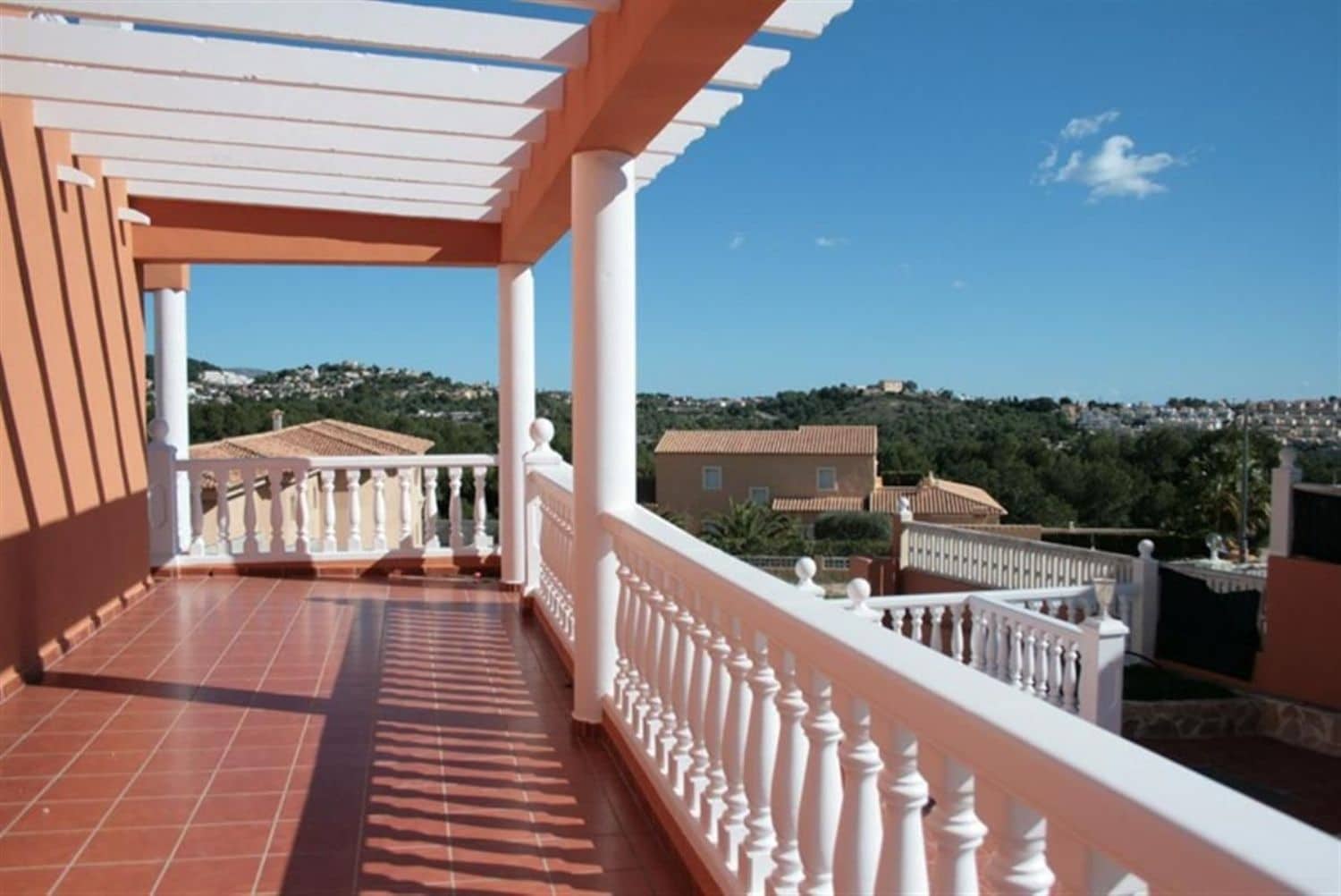 7 makuuhuone Huvila myytävänä paikassa Calpe / Calp mukana uima-altaan - 488 000 € (Ref: 7891713)