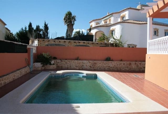 7 bedroom Villa for sale in Gargasindi, Calpe / Calp with pool - € 488,000 (Ref: 7891713)
