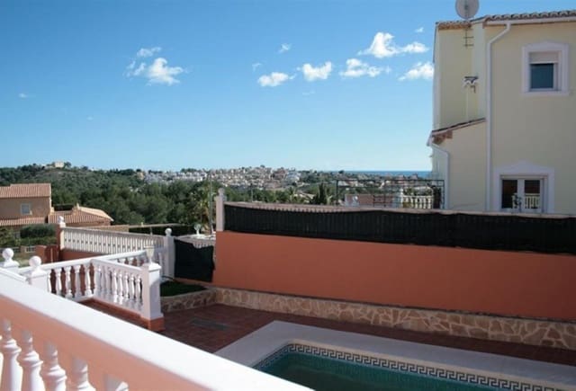 7 bedroom Villa for sale in Gargasindi, Calpe / Calp with pool - € 488,000 (Ref: 7891713)