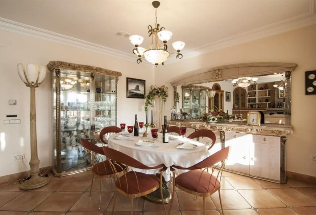 7 Zimmer Villa zu verkaufen in Benissa mit Pool - 1.795.000 € (Ref: 7891715)