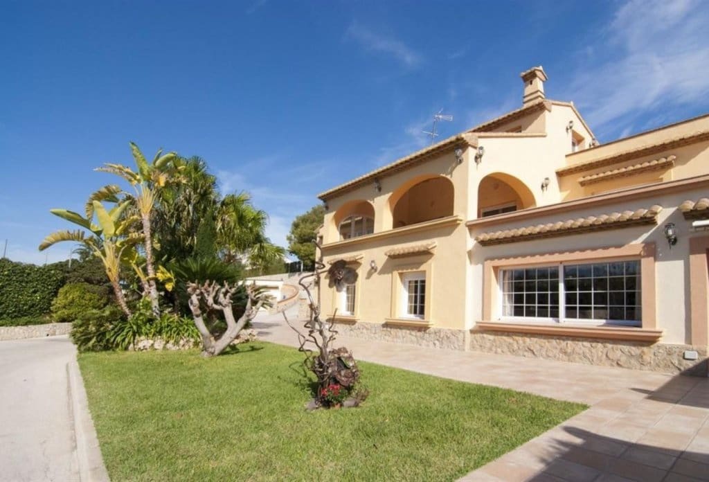 7 Zimmer Villa zu verkaufen in Benissa mit Pool - 1.795.000 € (Ref: 7891715)