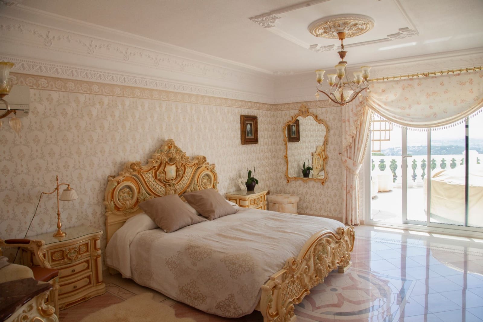 10 chambre Villa/Maison à vendre à Altea avec piscine - 3 930 000 € (Ref: 8201377)