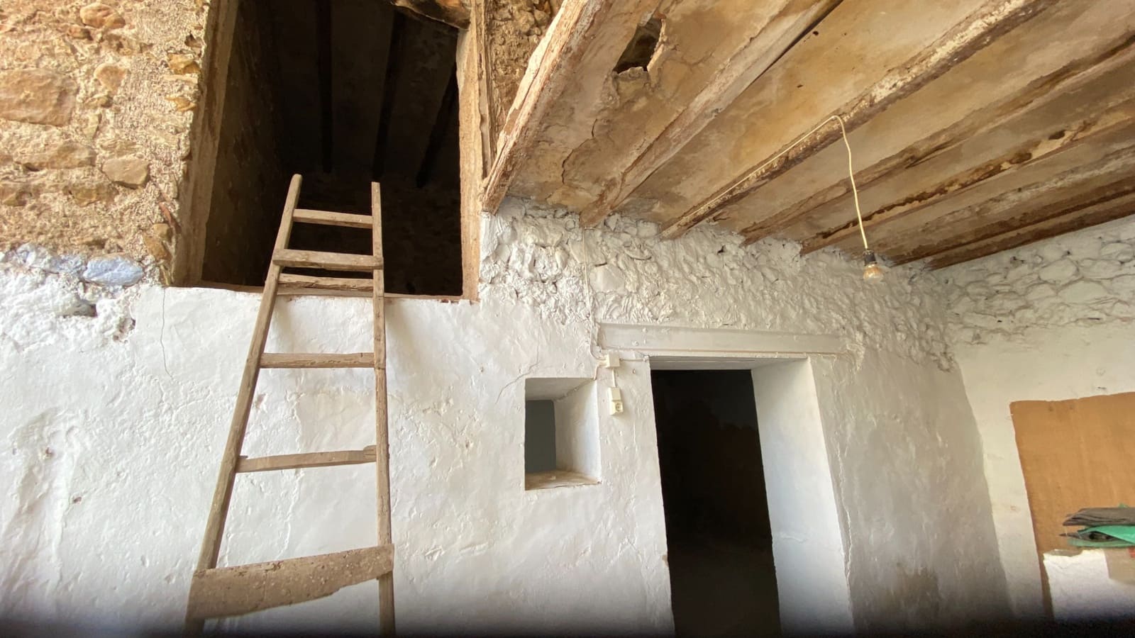 4 soveværelse Byhus til salg i Jalon / Xalo - € 250.000 (Ref: 9105591)