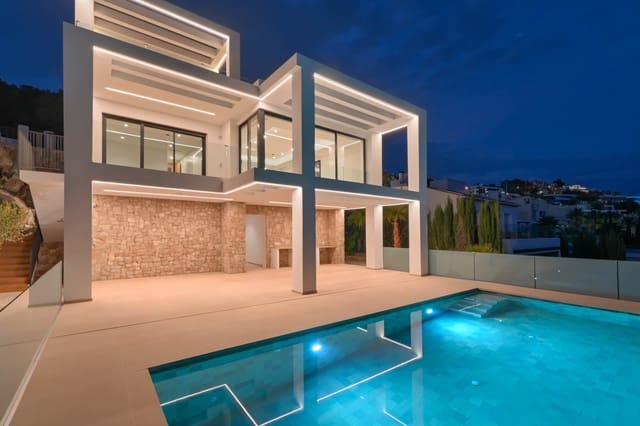4 bedroom Villa for sale in Cometa - Carrió, Calpe / Calp with pool - € 1,985,000 (Ref: 9127547)