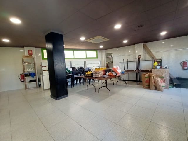 3 slaapkamer Commercieel te koop in Levante - Playa Fossa, Calpe / Calp - € 200.000 (Ref: 9127572)