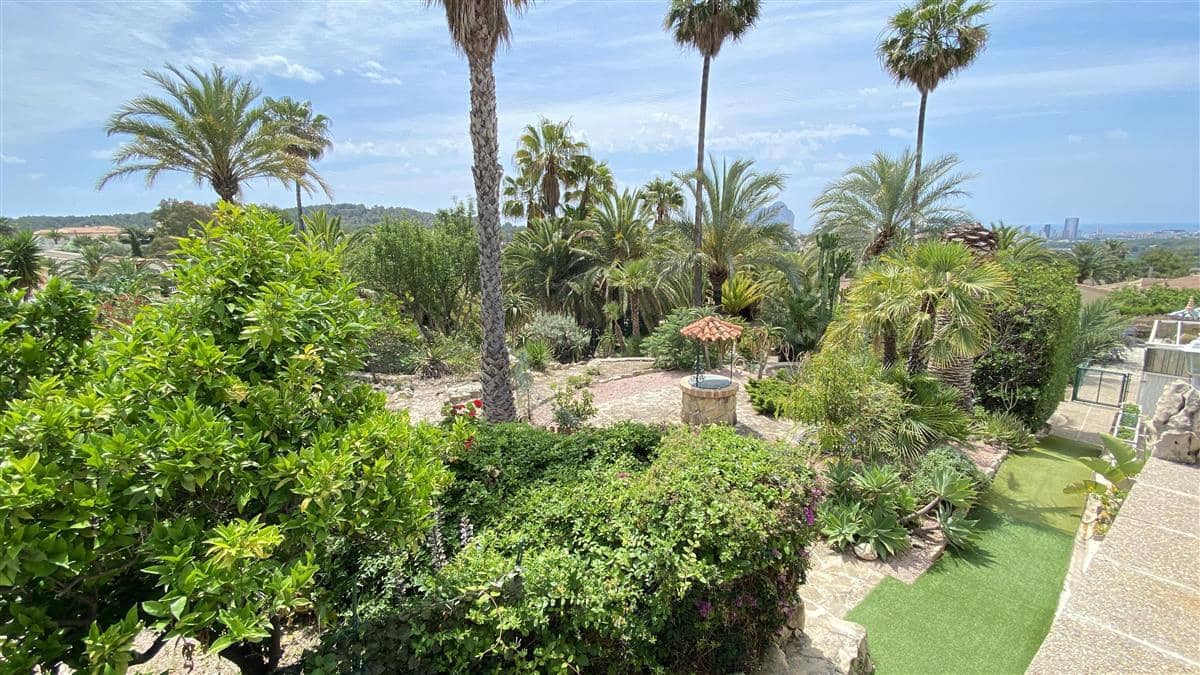 18 Zimmer Villa zu verkaufen in Calpe / Calp mit Pool - 1.995.000 € (Ref: 9130282)