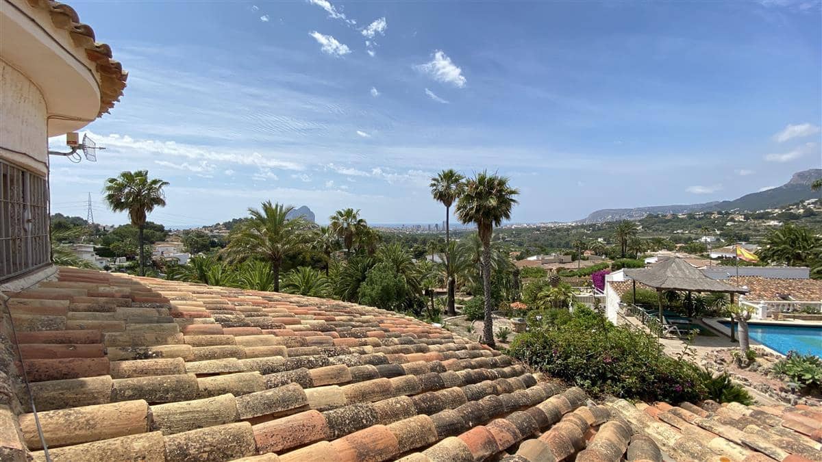 18 Zimmer Villa zu verkaufen in Calpe / Calp mit Pool - 1.995.000 € (Ref: 9130282)