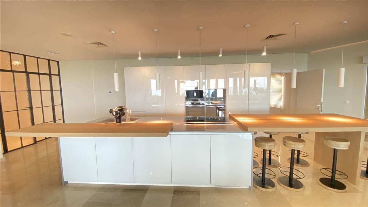 6 soveværelse Lejlighed til salg i Altea med swimmingpool - € 2.650.000 (Ref: 9130283)