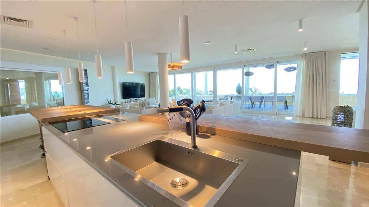 6 soveværelse Lejlighed til salg i Altea med swimmingpool - € 2.650.000 (Ref: 9130283)