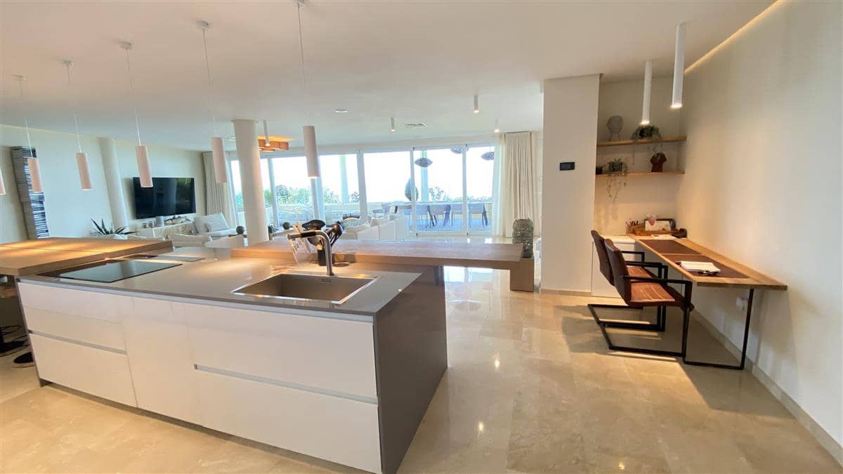 6 soveværelse Lejlighed til salg i Altea med swimmingpool - € 2.650.000 (Ref: 9130283)