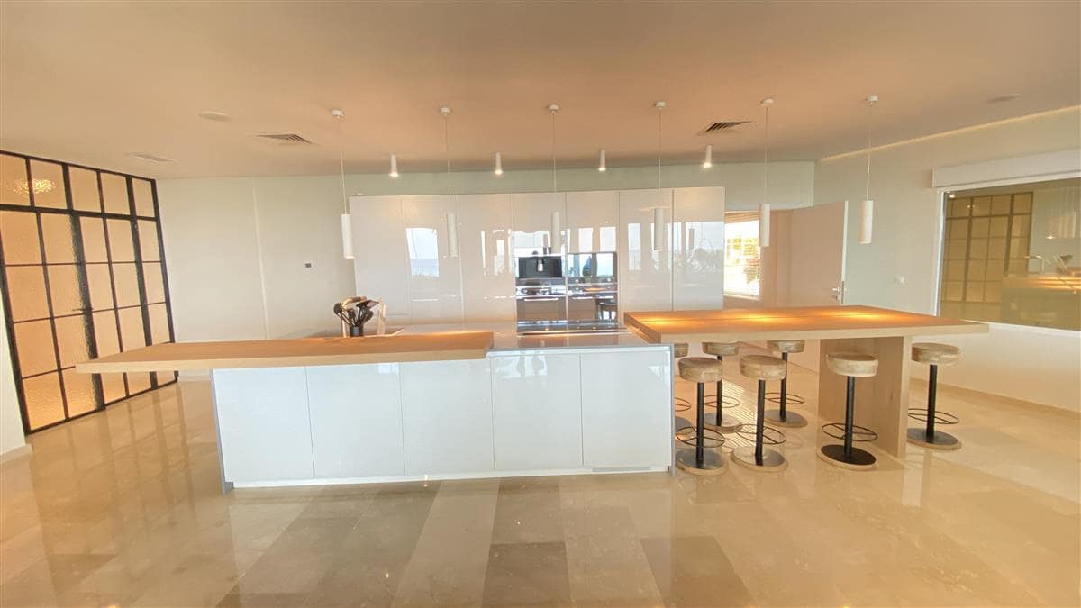 6 soveværelse Lejlighed til salg i Altea med swimmingpool - € 2.650.000 (Ref: 9130283)