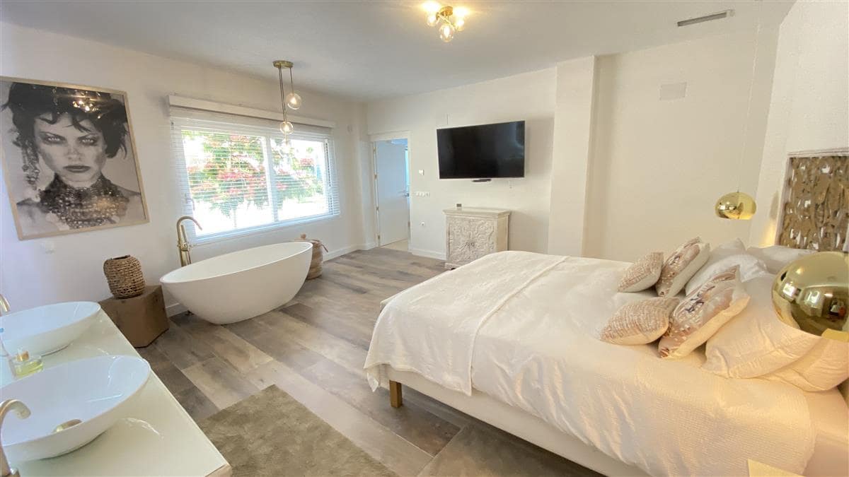 6 soveværelse Lejlighed til salg i Altea med swimmingpool - € 2.650.000 (Ref: 9130283)