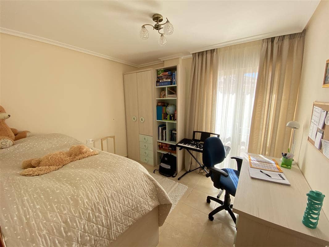 4 slaapkamer Appartement te koop in Altea - € 385.000 (Ref: 9130286)