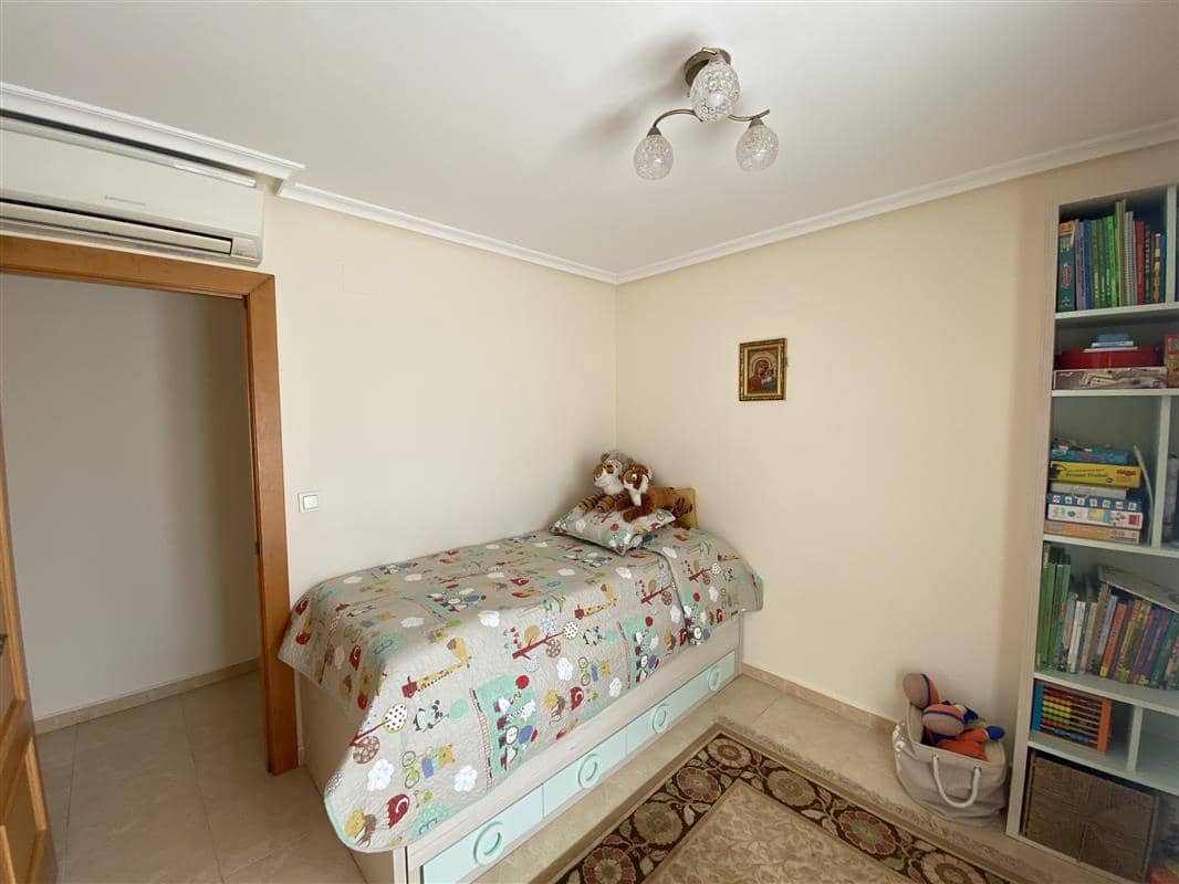 4 slaapkamer Appartement te koop in Altea - € 385.000 (Ref: 9130286)