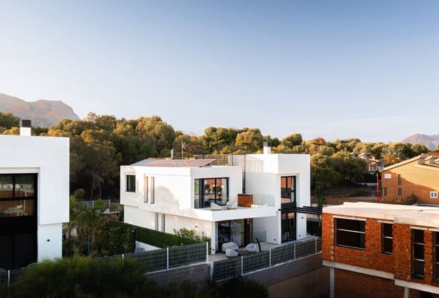 4 sovrum Villa till salu i Barranco Hondo, La Nucia med pool - 1 290 000 € (Ref: 9216187)
